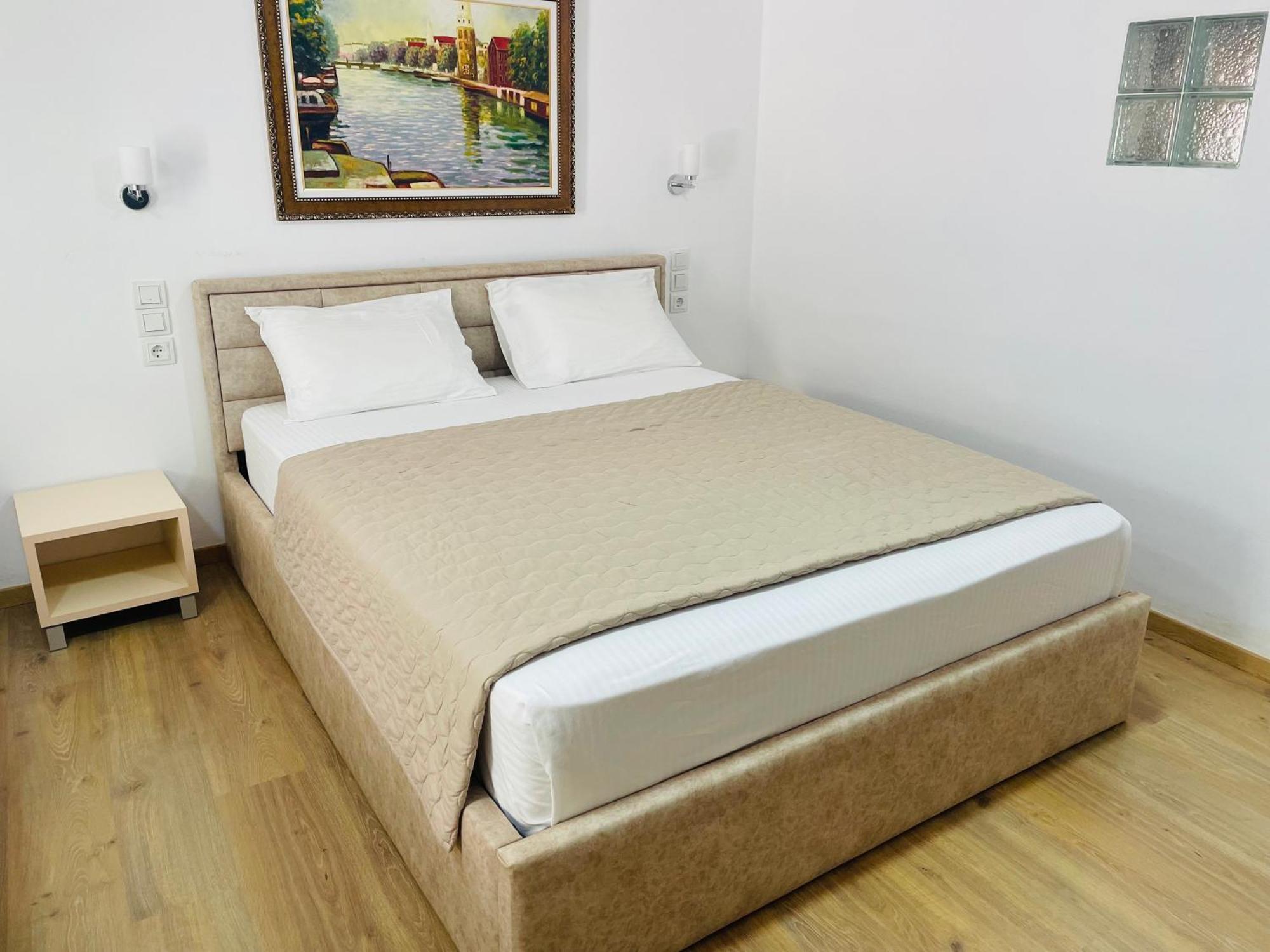 Guesthouse Near The Castle Of Himare Ngoại thất bức ảnh